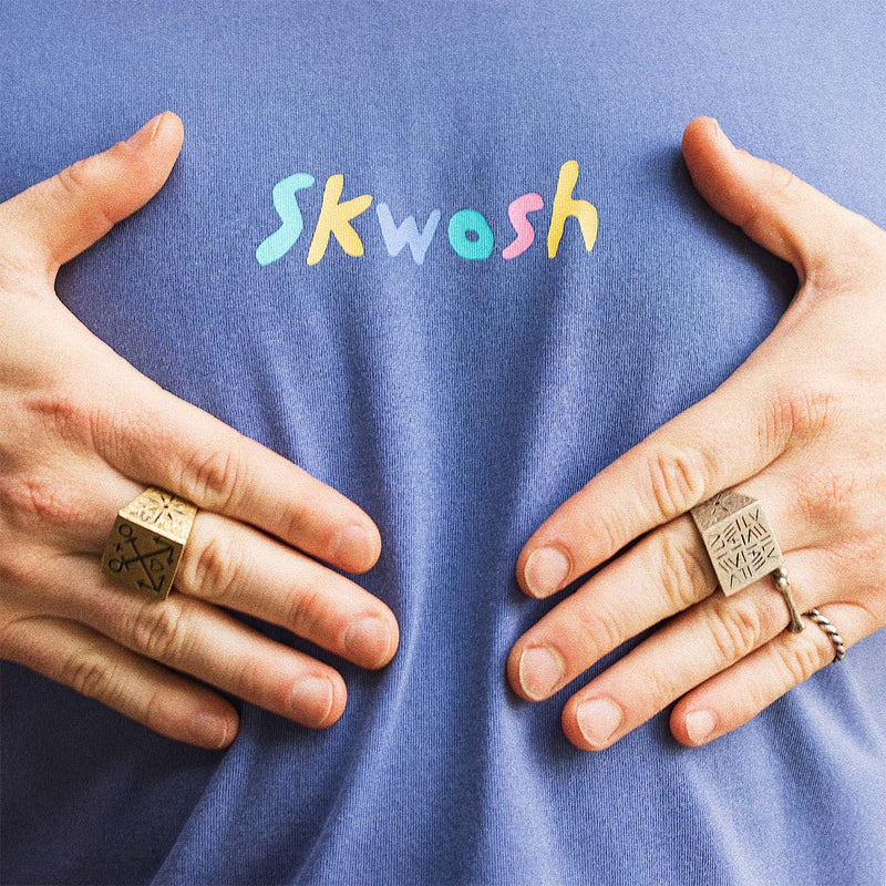 Skwosh Emblem Regular Tee In Navy