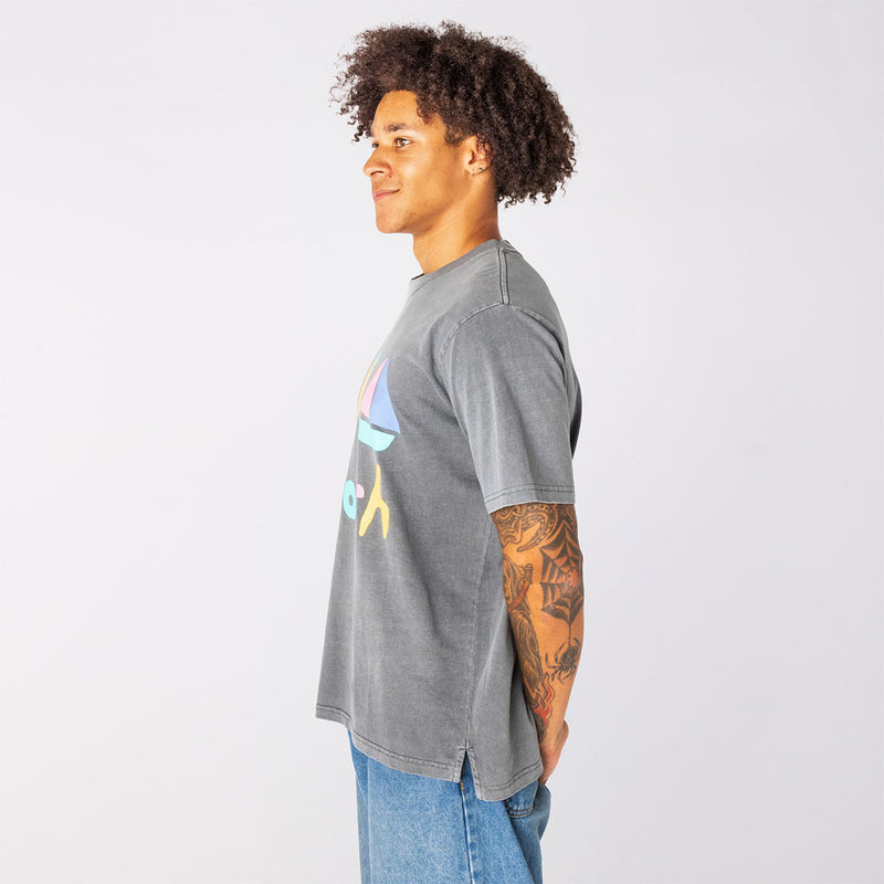 Skwosh Graphic Regular Tee in Charcoal